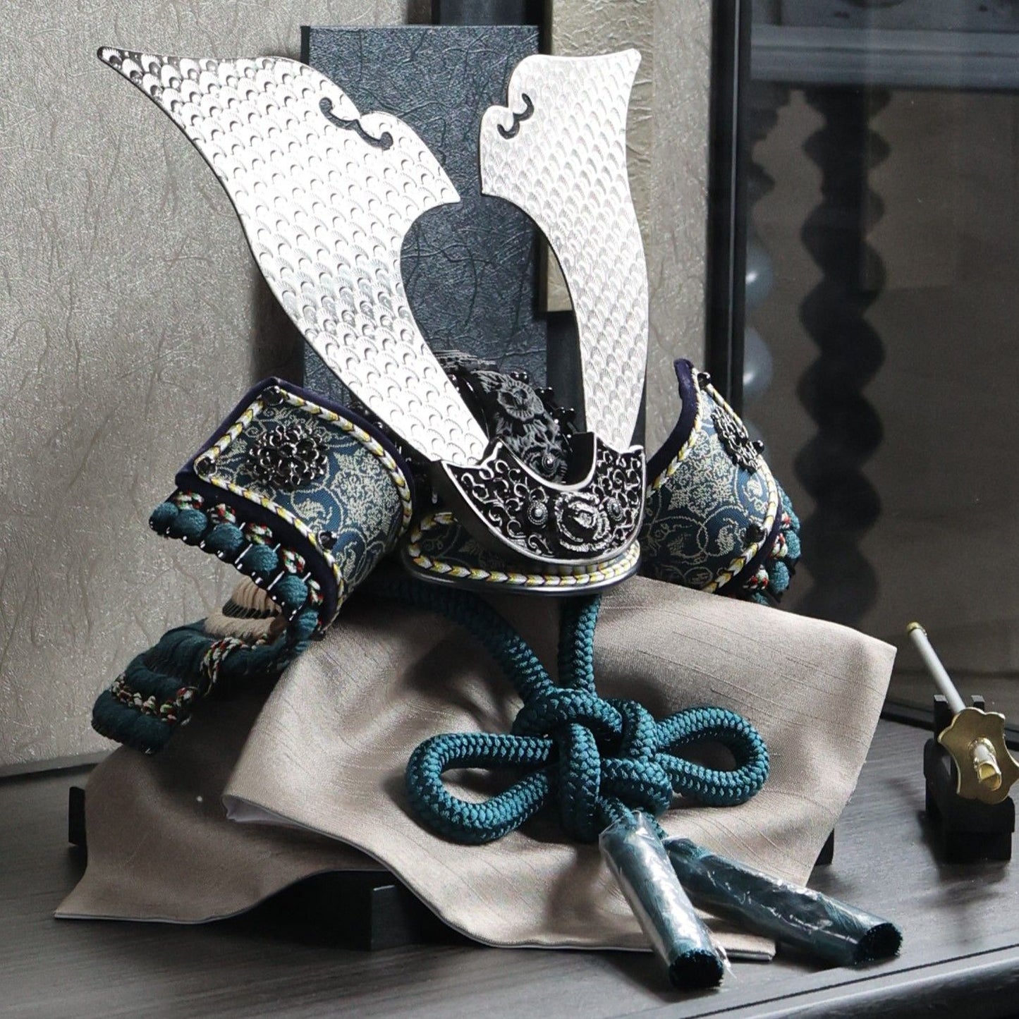 甲冑師「翠鳳」作品 宗士 soushi | 26祈兜 ケース飾り