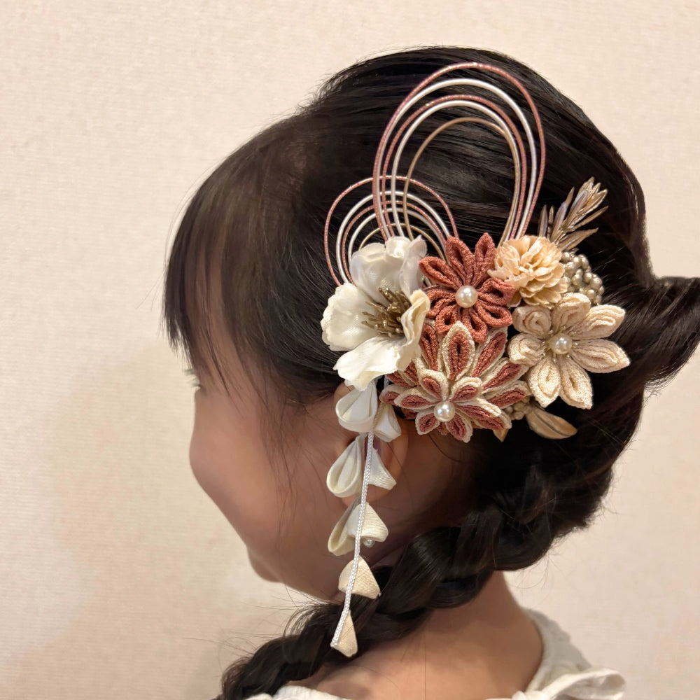 emmy エミー|26正月飾り 羽子板 & hair accessories