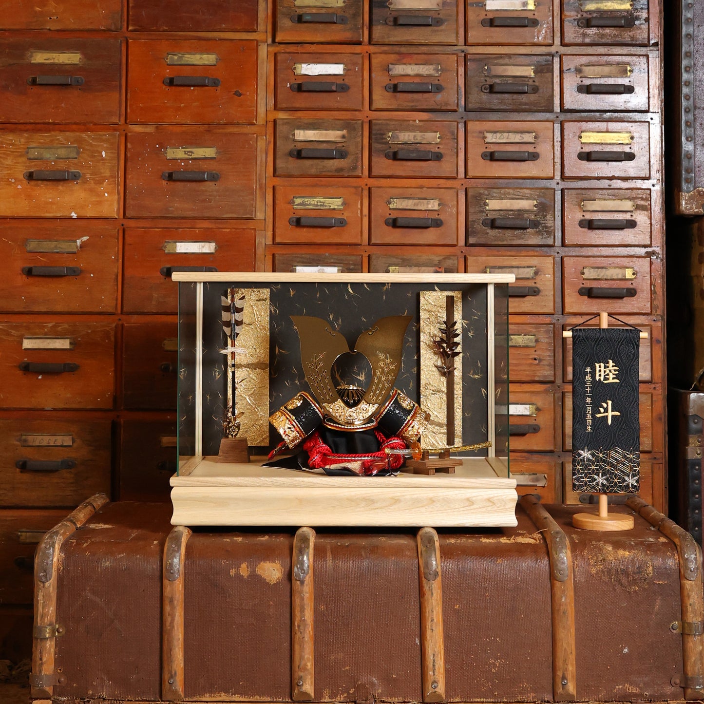 甲冑師「翠鳳」作品 魁斗 kaito | 26祈兜 ケース飾り