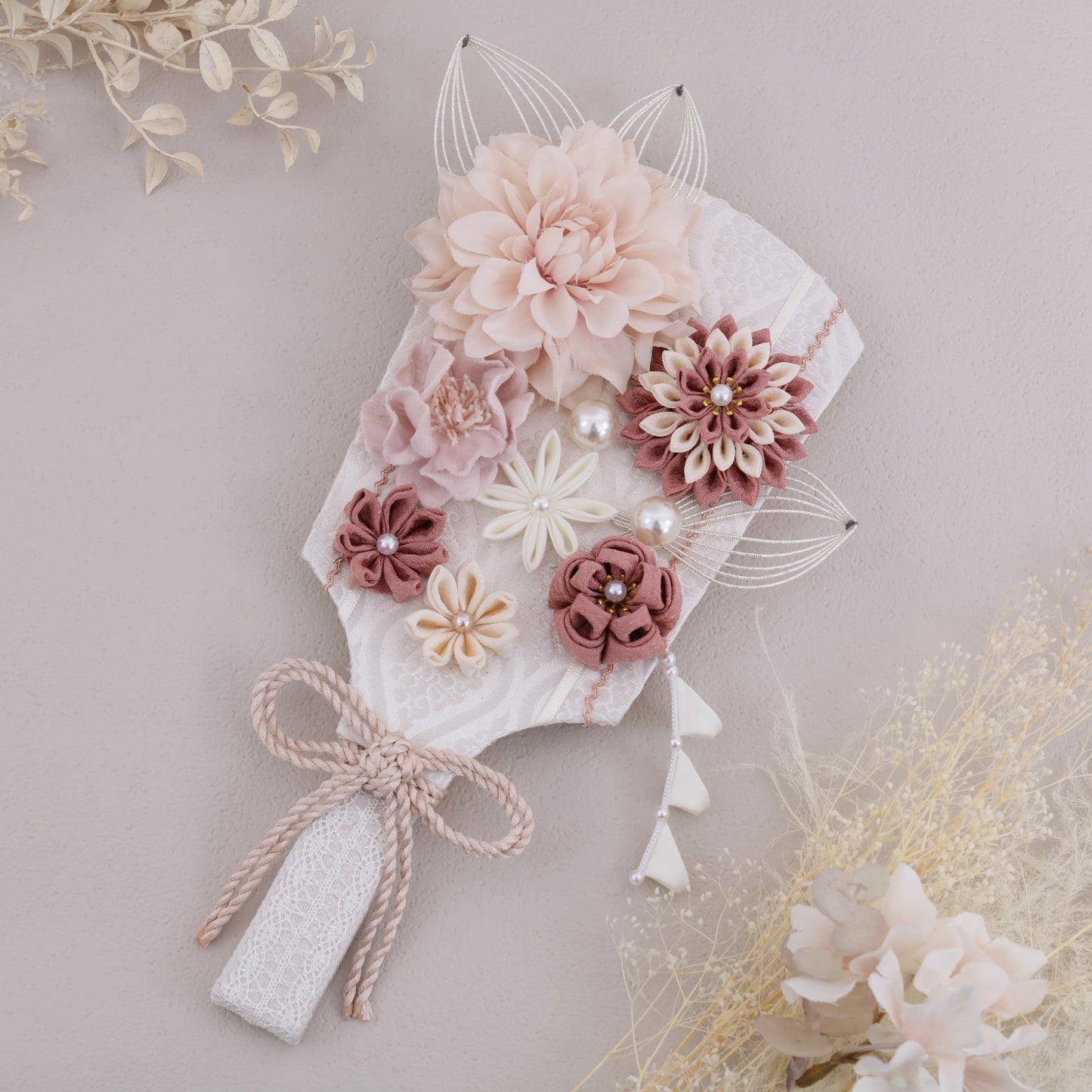 émilie エミリア ベビーピンク｜26正月飾り　羽子板