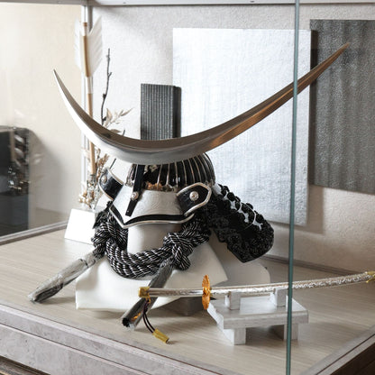 甲冑師「翠鳳」作品　新　響 arata | 26祈兜 ケース飾り