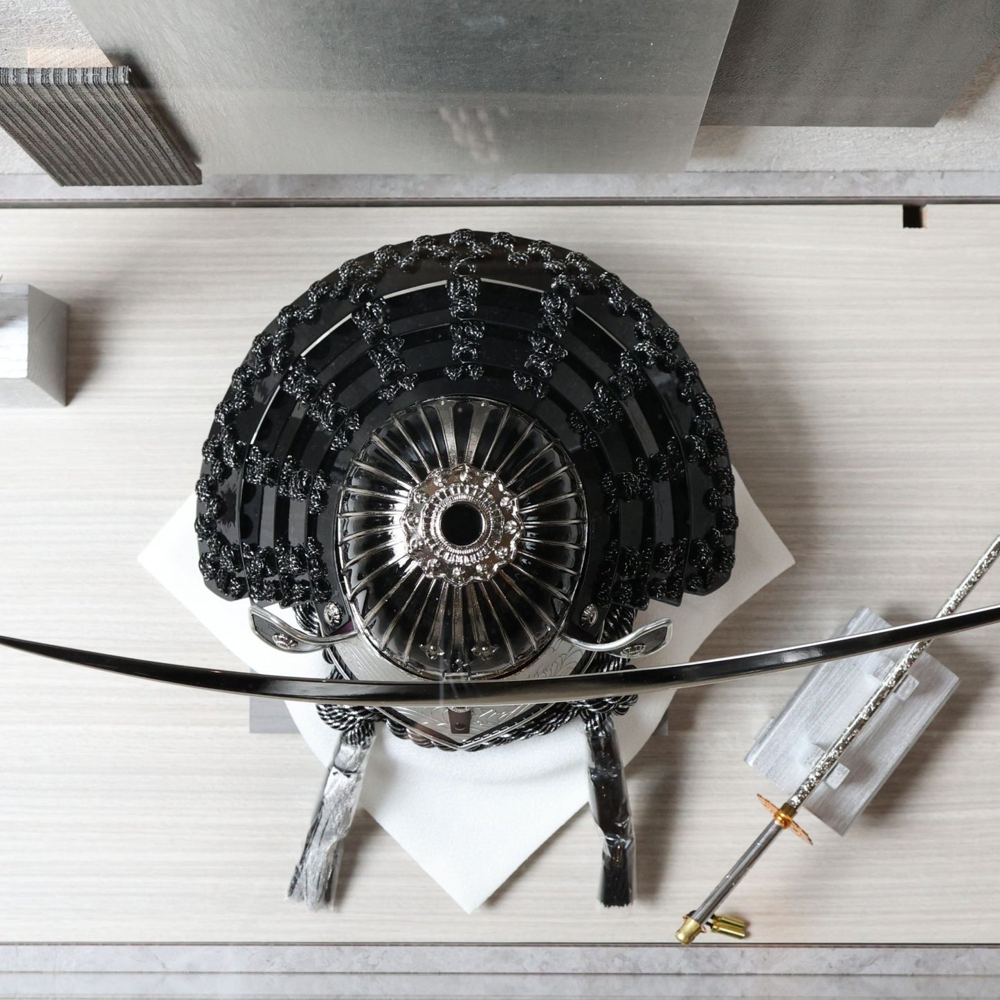 甲冑師「翠鳳」作品　新　響 arata | 26祈兜 ケース飾り