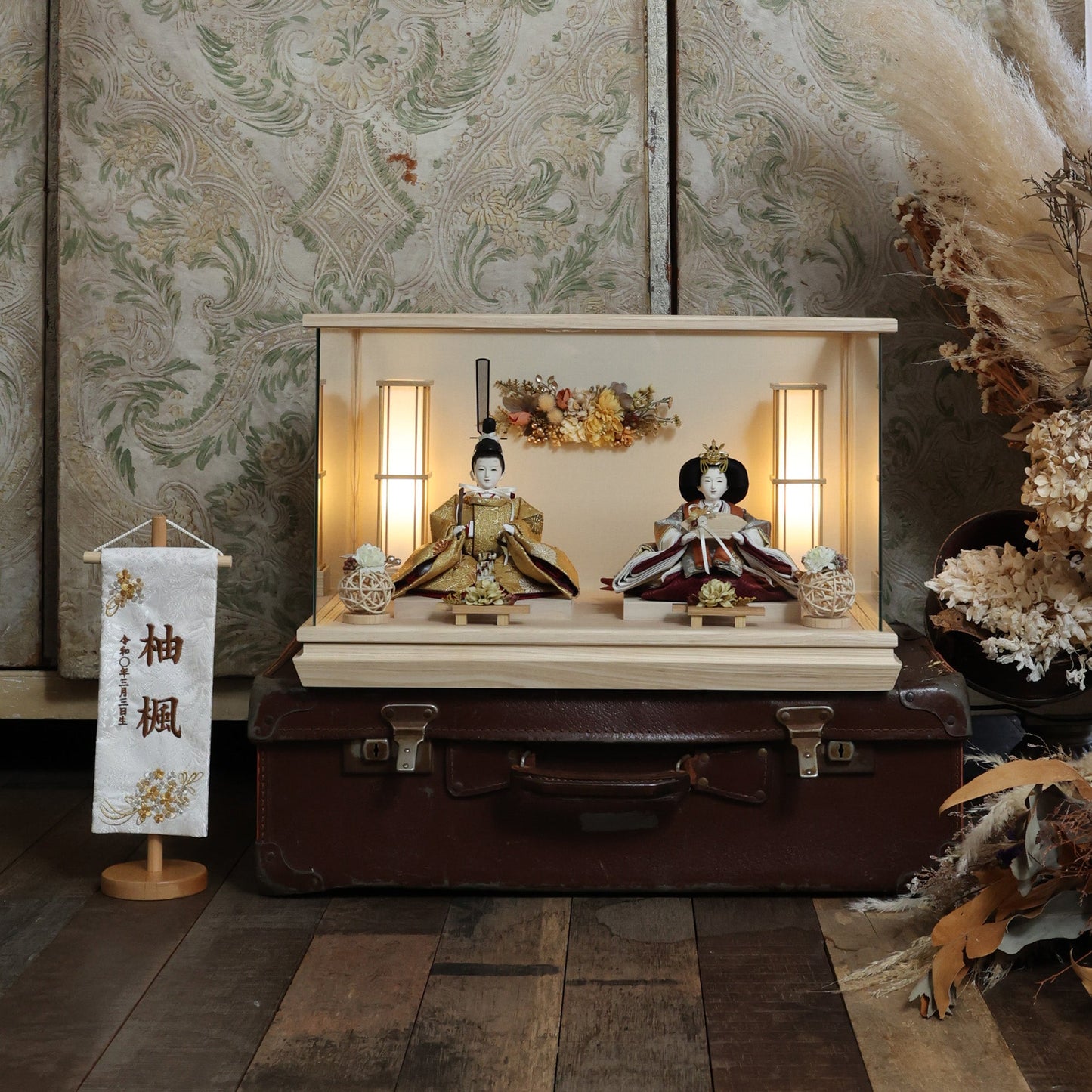 絵麻　ema｜26雛人形ケース飾り