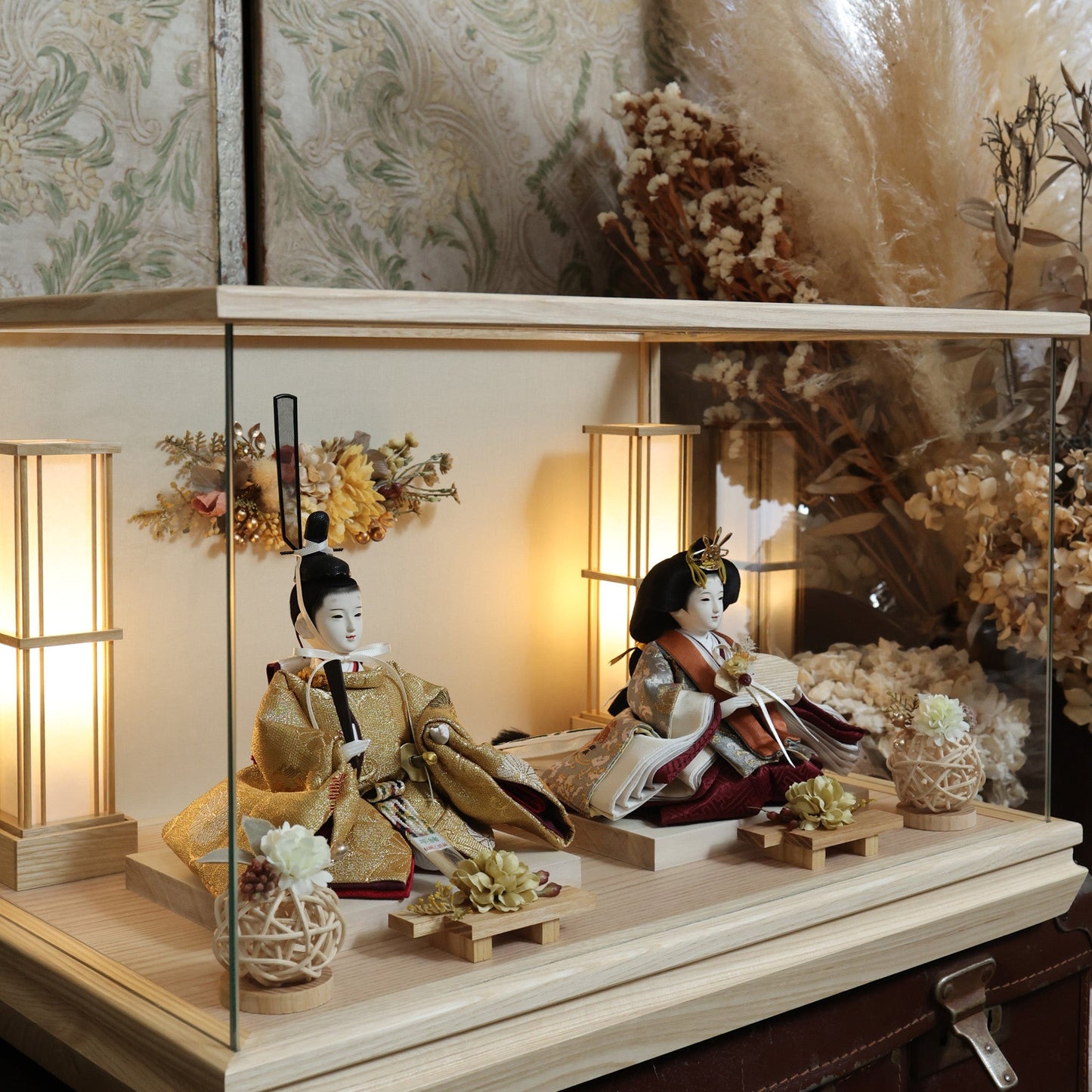 絵麻　ema｜26雛人形ケース飾り