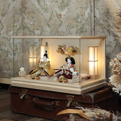 絵麻　ema｜26雛人形ケース飾り