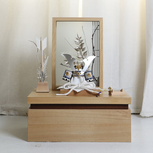 甲冑師「加藤良」作品  伯 haku | 26祈兜 収納飾り