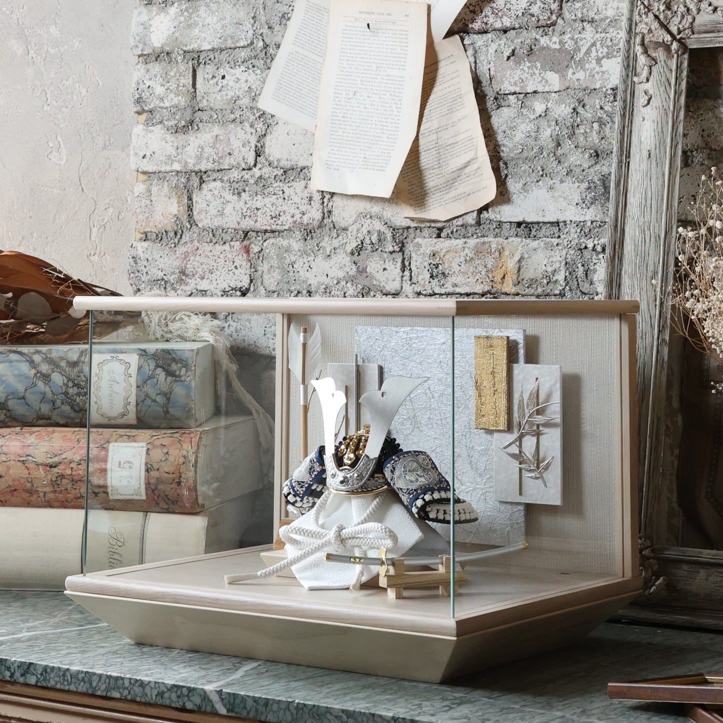 甲冑師「加藤良」作品　隼 hayato | 26祈兜 ケース飾り