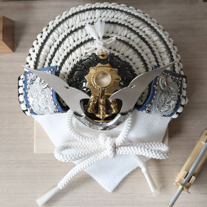 甲冑師「加藤良」作品　隼 hayato | 26祈兜 ケース飾り