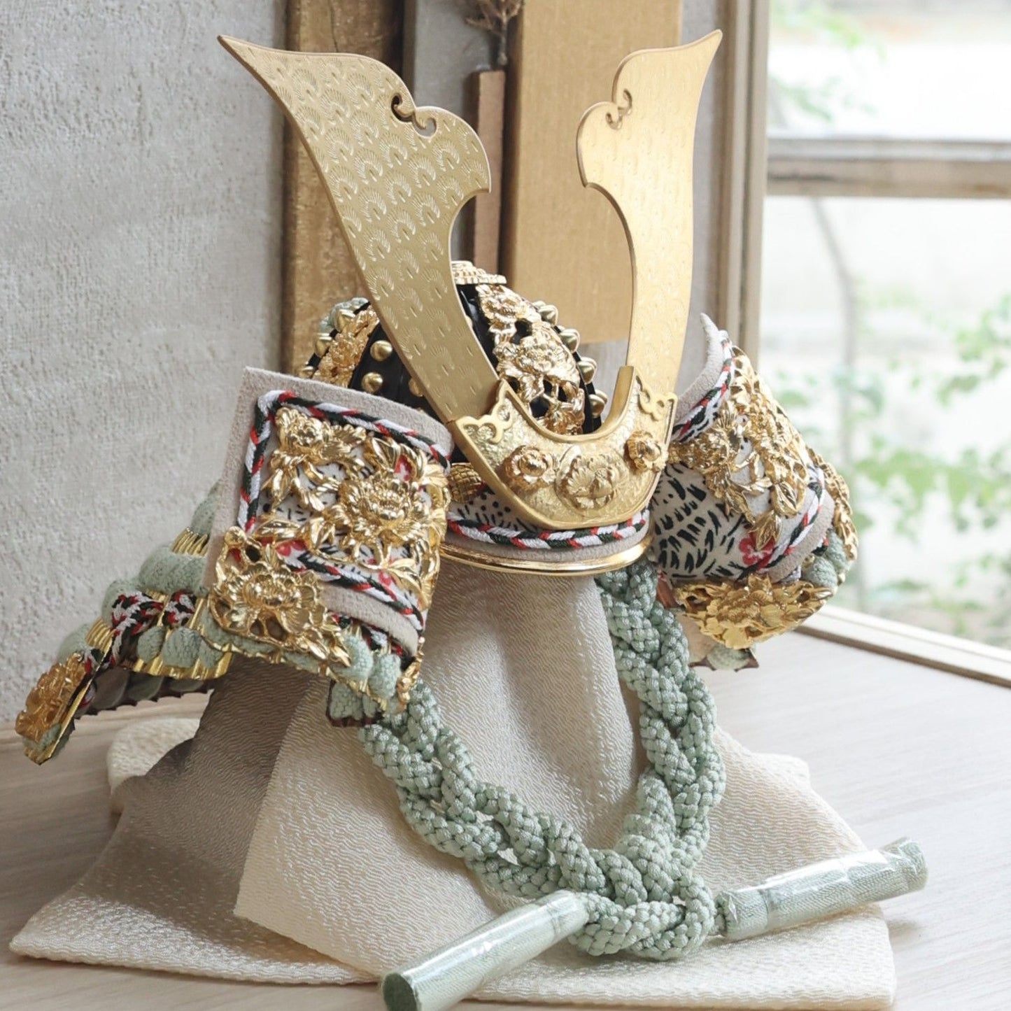 甲冑師「平安武久」作品　伊吹 ibuki | 26祈兜 ケース飾り