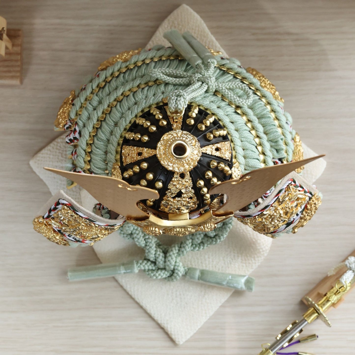 甲冑師「平安武久」作品　伊吹 ibuki | 26祈兜 ケース飾り