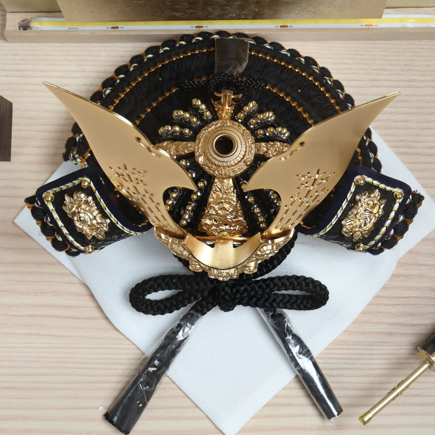 甲冑師「翠鳳」作品　烝  響　jyou | 26祈兜 ケース飾り