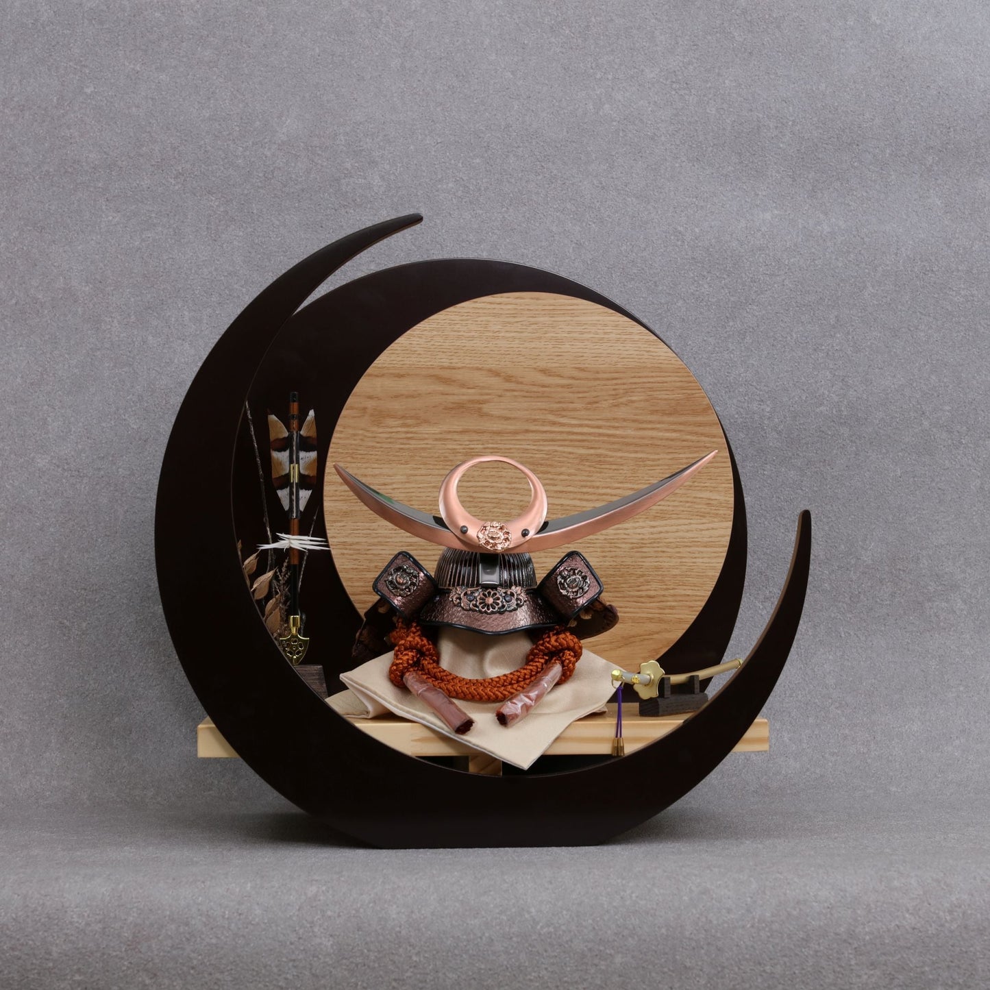 琥珀　kohaku｜26祈兜　三日月台飾り