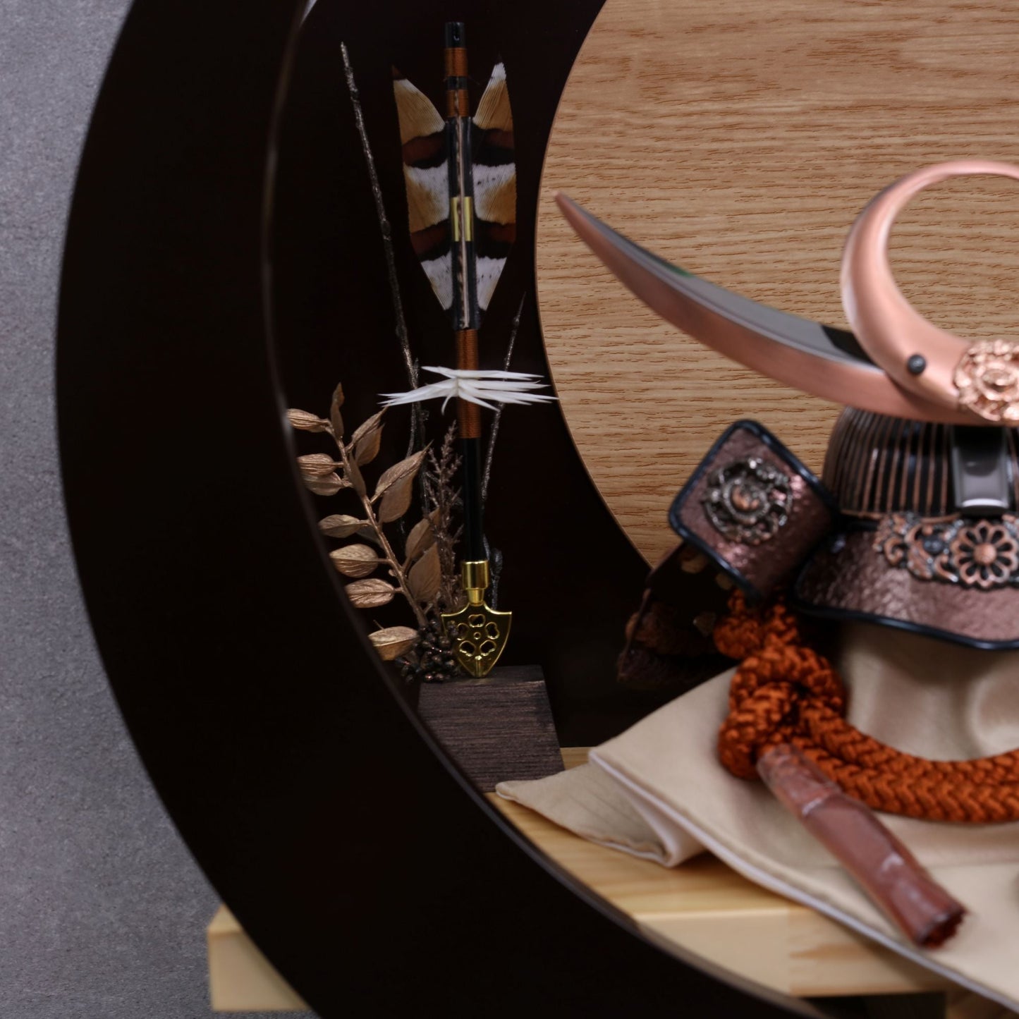 琥珀　kohaku｜26祈兜　三日月台飾り