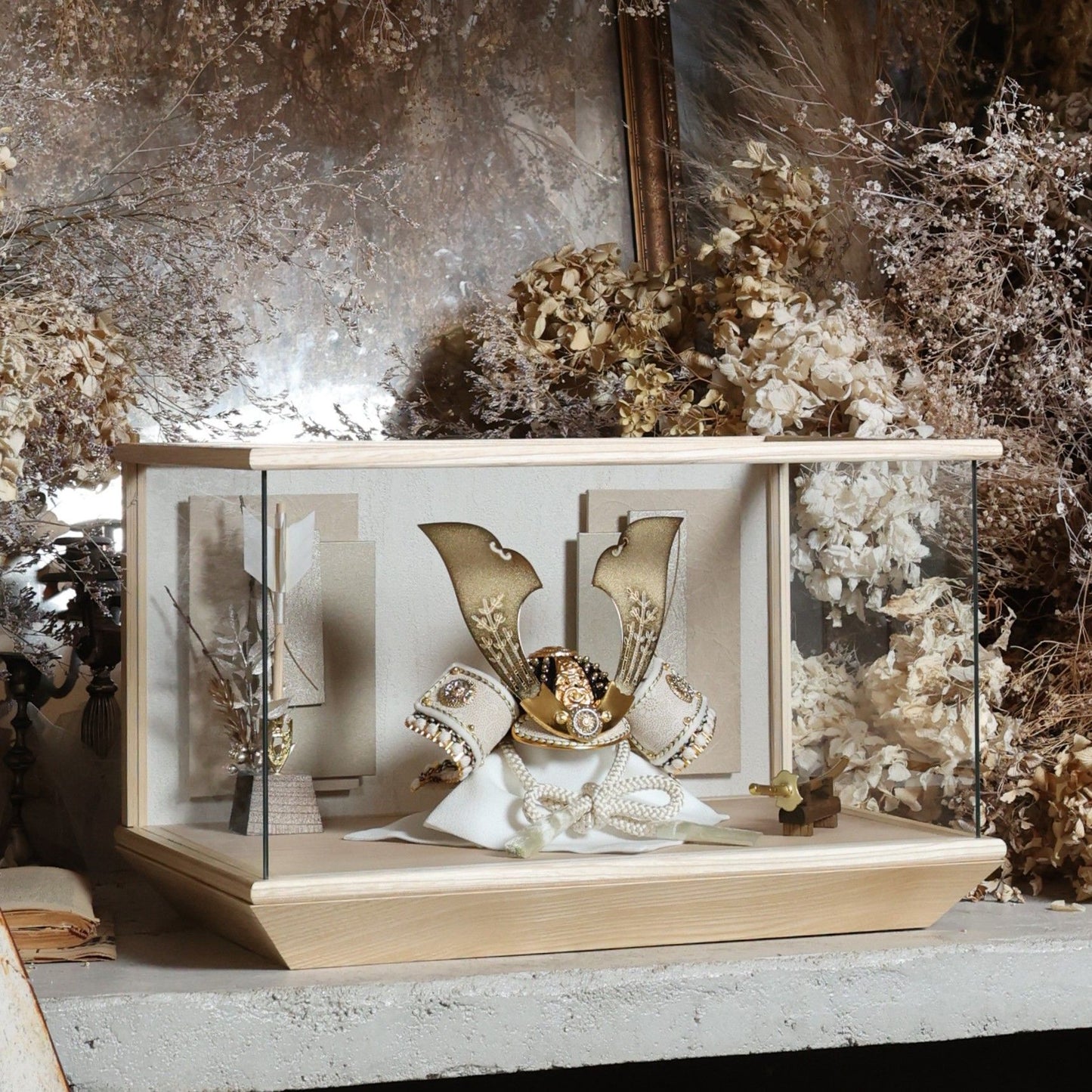 甲冑師「翠鳳」作品　皇妃 kouki | 26祈兜 ケース飾り