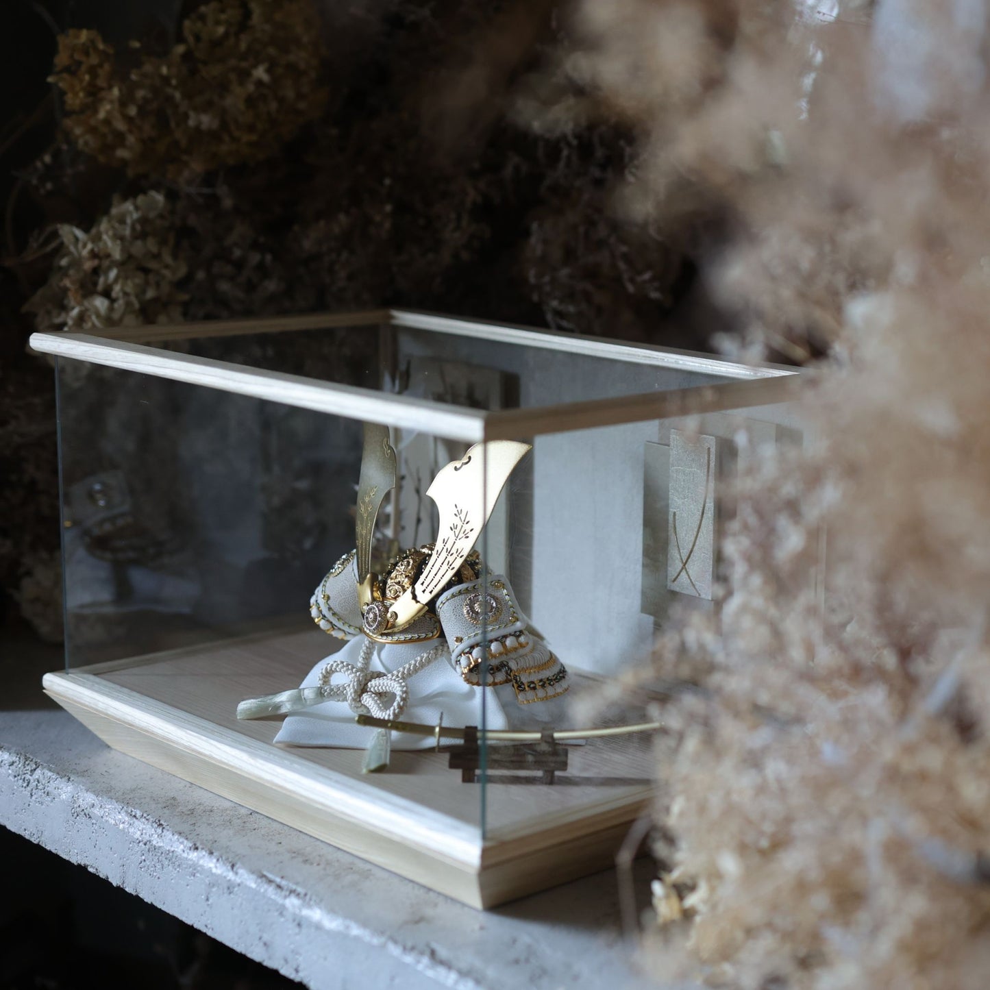 甲冑師「翠鳳」作品　皇妃 kouki | 26祈兜 ケース飾り