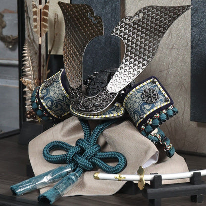 甲冑師「翠鳳」作品　宗士 soushi | 26祈兜 ケース飾り