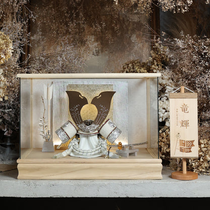 甲冑師「翠鳳」作品　柊 syū | 26祈兜 ケース飾り