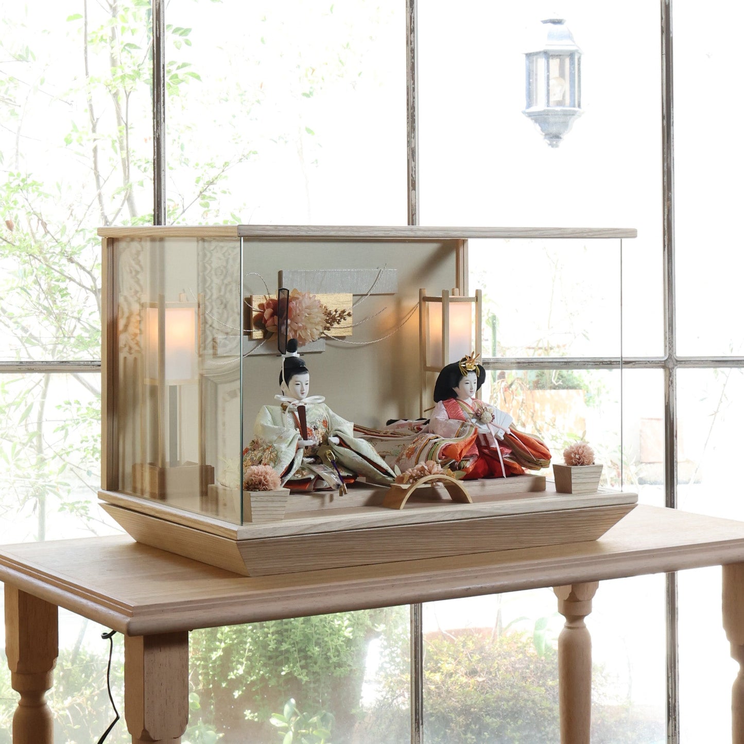 小出松寿作　巴　tomoe｜26雛人形ケース飾り