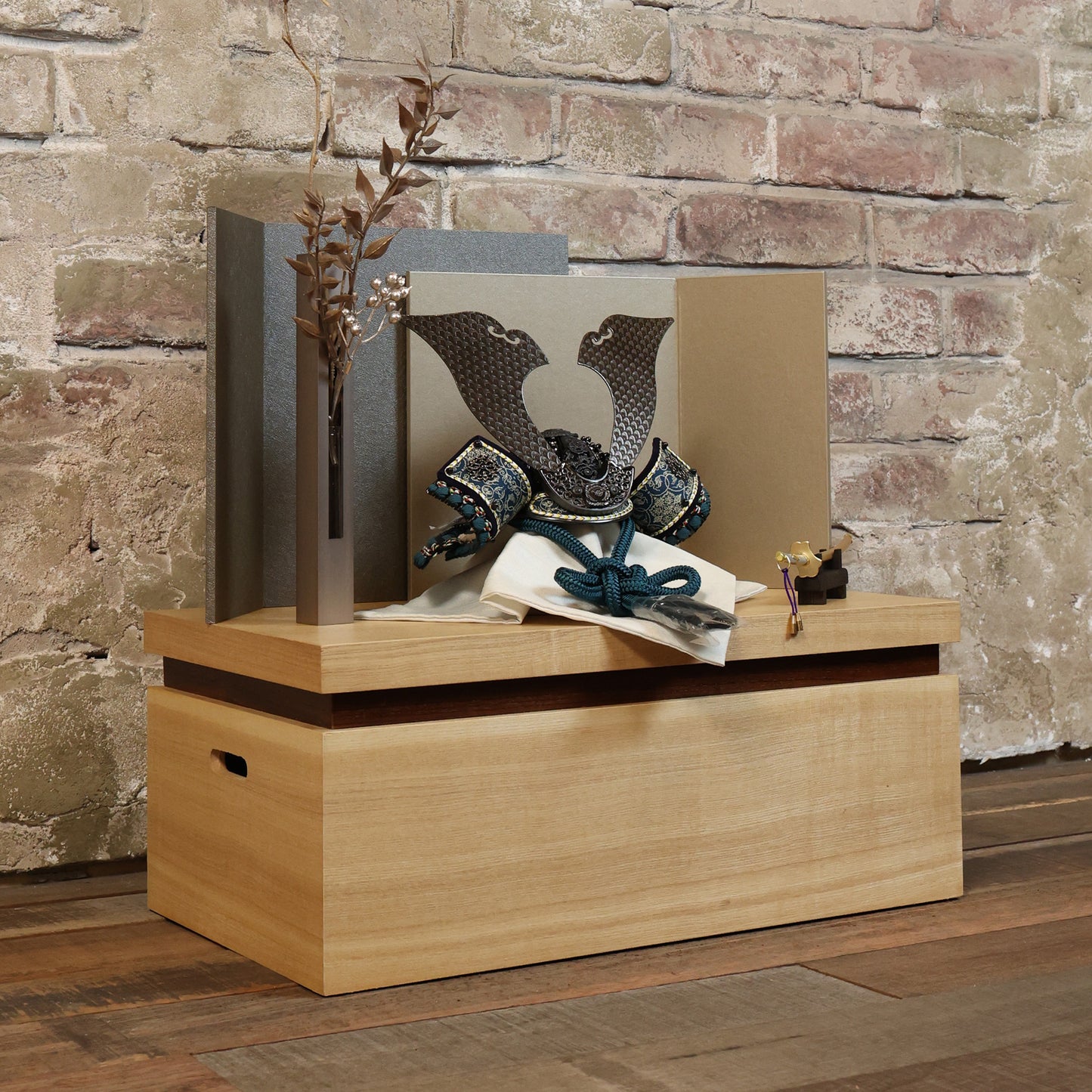 甲冑師「翠鳳」作品  永遠 towa | 26祈兜 収納飾り