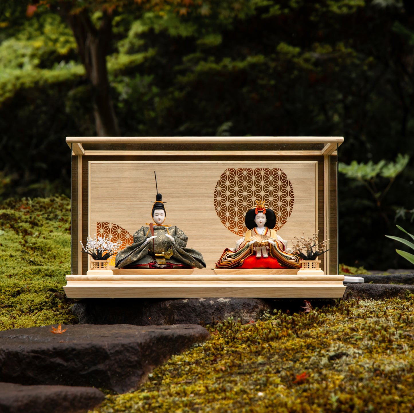 若菜　wakana｜26雛人形ケース飾り