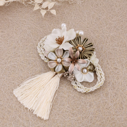 mia ミア｜26正月飾り　羽子板 & hair accessories