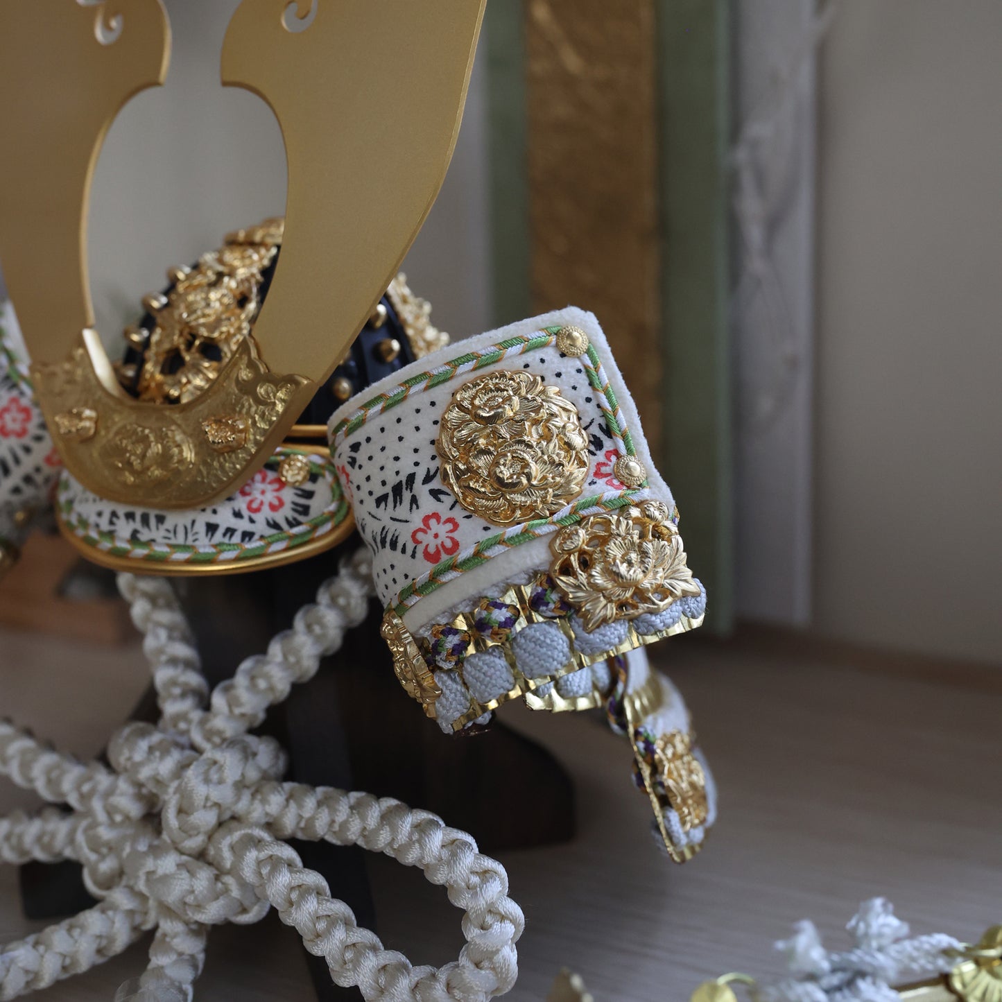 甲冑師「京都武久」作品　朔 saku | 26祈兜 ケース飾り