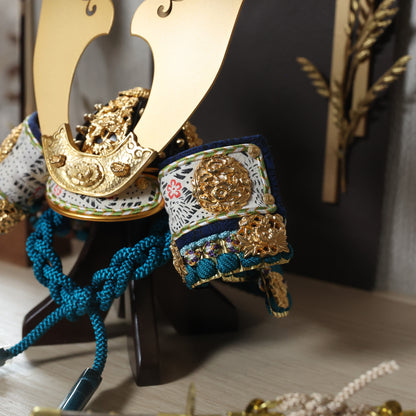 甲冑師「京都武久」作品　湊 minato | 26祈兜 ケース飾り