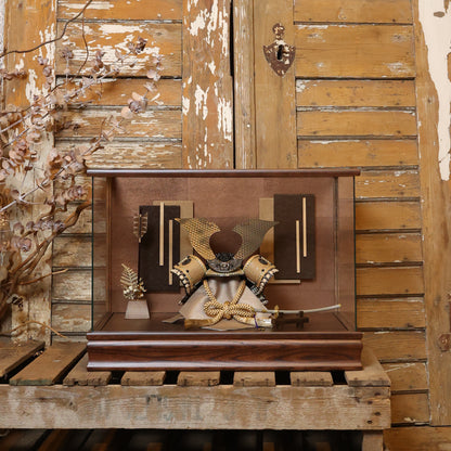 甲冑師「翠鳳」作品　日向 hinata | 26祈兜 ケース飾り