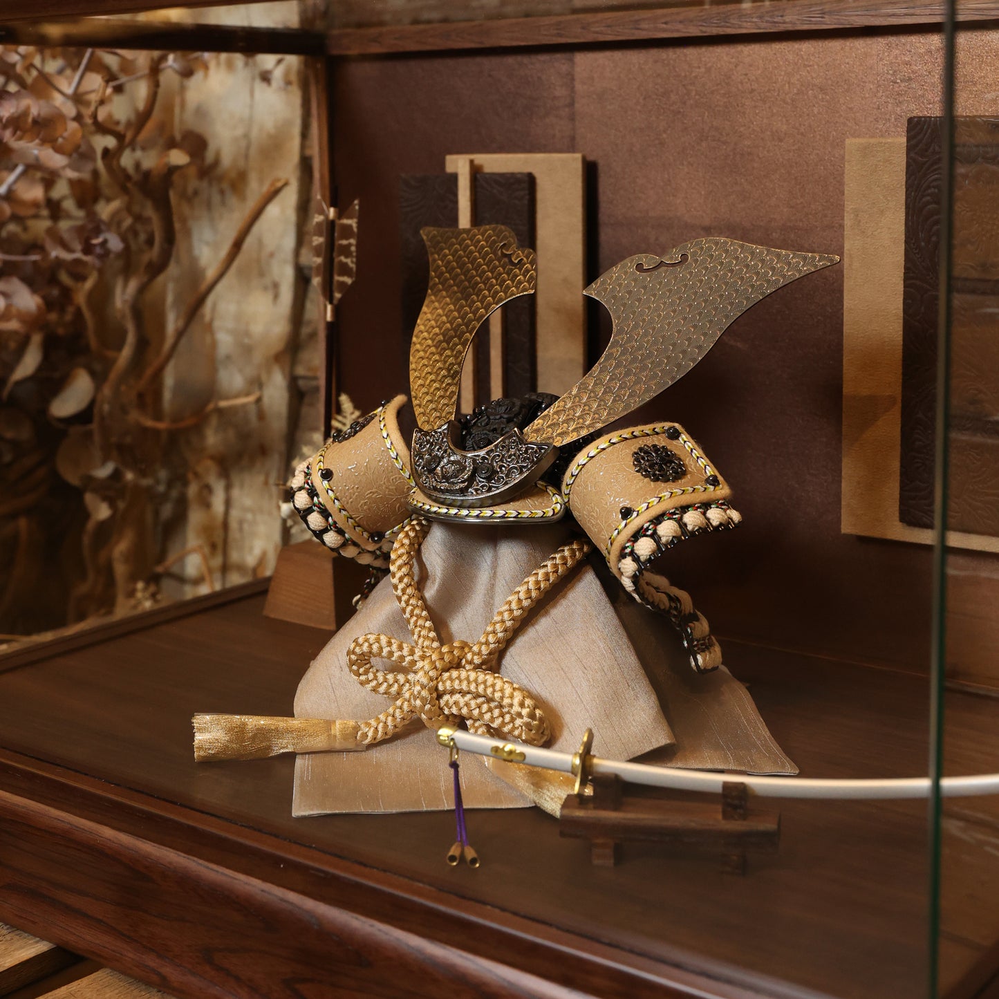 甲冑師「翠鳳」作品　日向 hinata | 26祈兜 ケース飾り