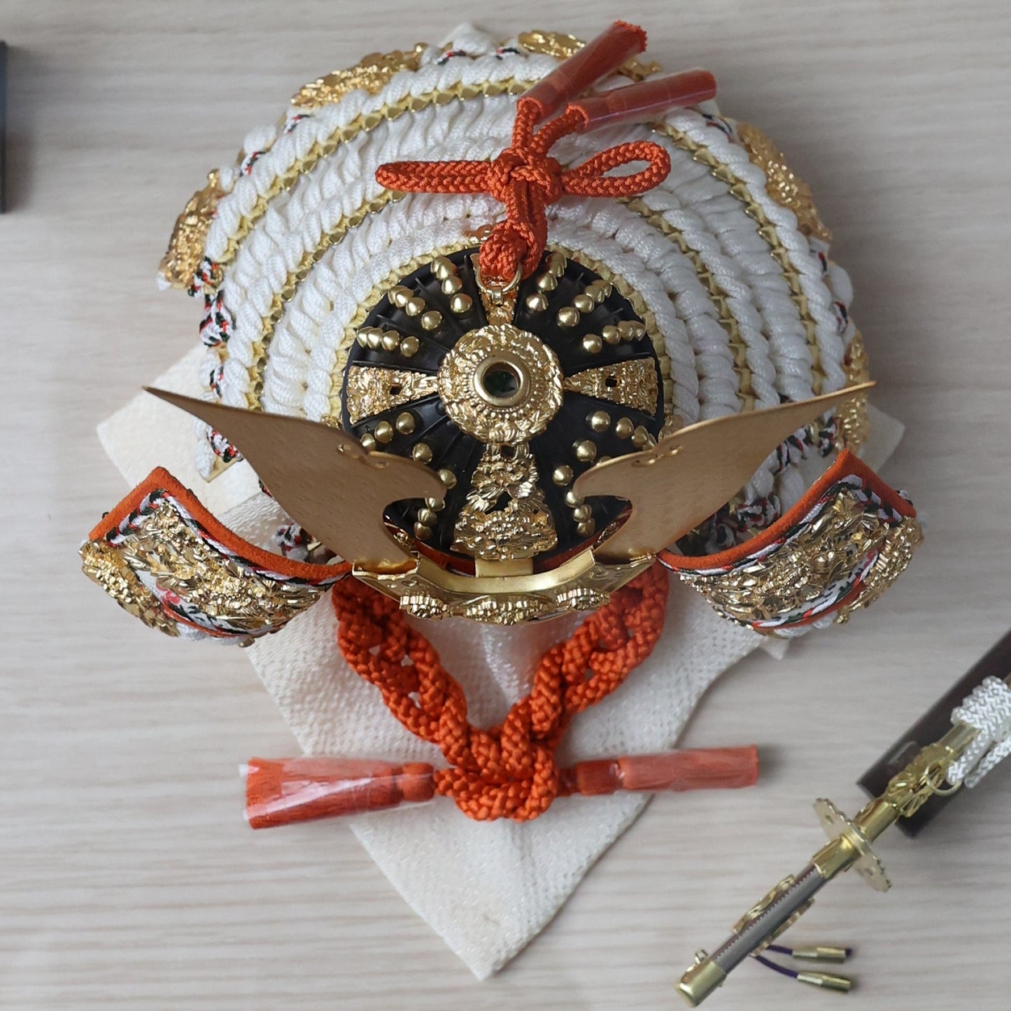 甲冑師「平安武久」作品　絢都 ayato | 26祈兜 ケース飾り