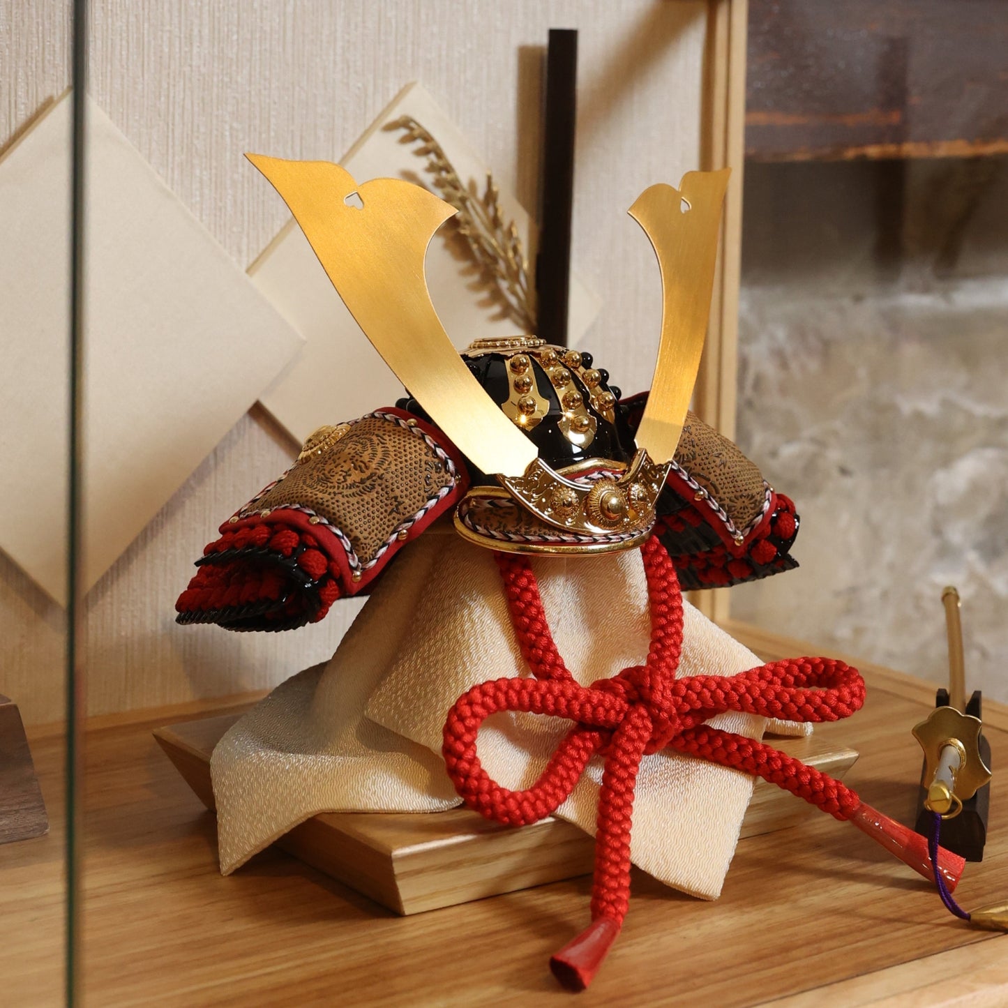 甲冑師「加藤良」作品　樏 rui | 26祈兜 ケース飾り