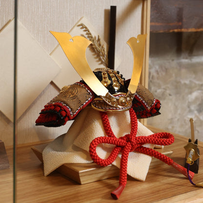 甲冑師「加藤良」作品　樏 rui | 26祈兜 ケース飾り