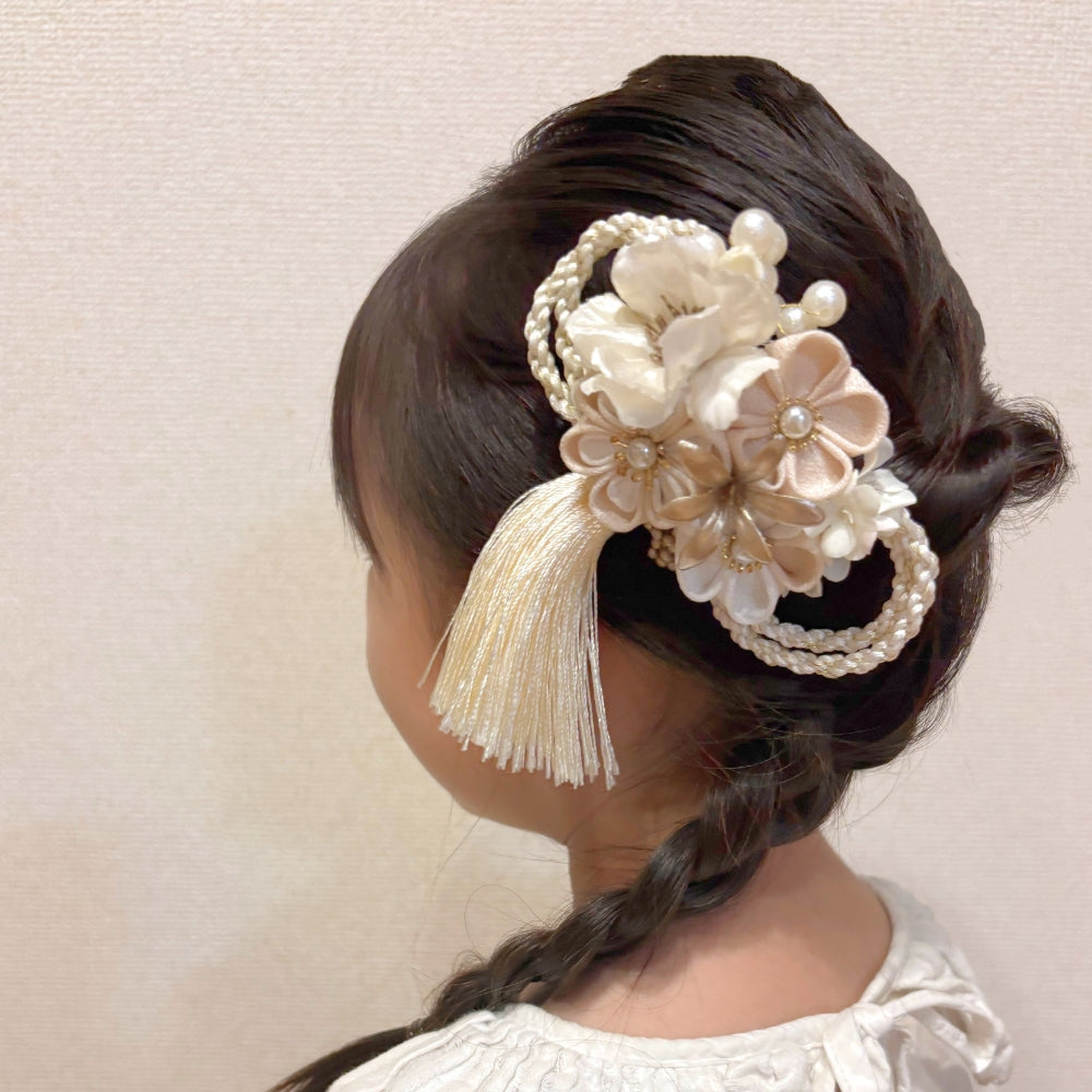 nina ニナ｜26正月飾り　羽子板 & hair accessories