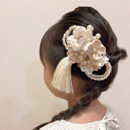 nina ニナ｜26正月飾り　羽子板 & hair accessories