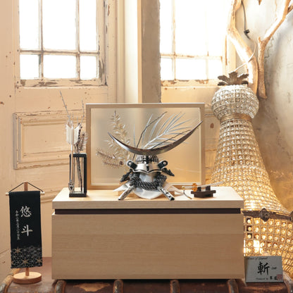 甲冑師「翠鳳」作品  新 arata | 26祈兜 収納飾り