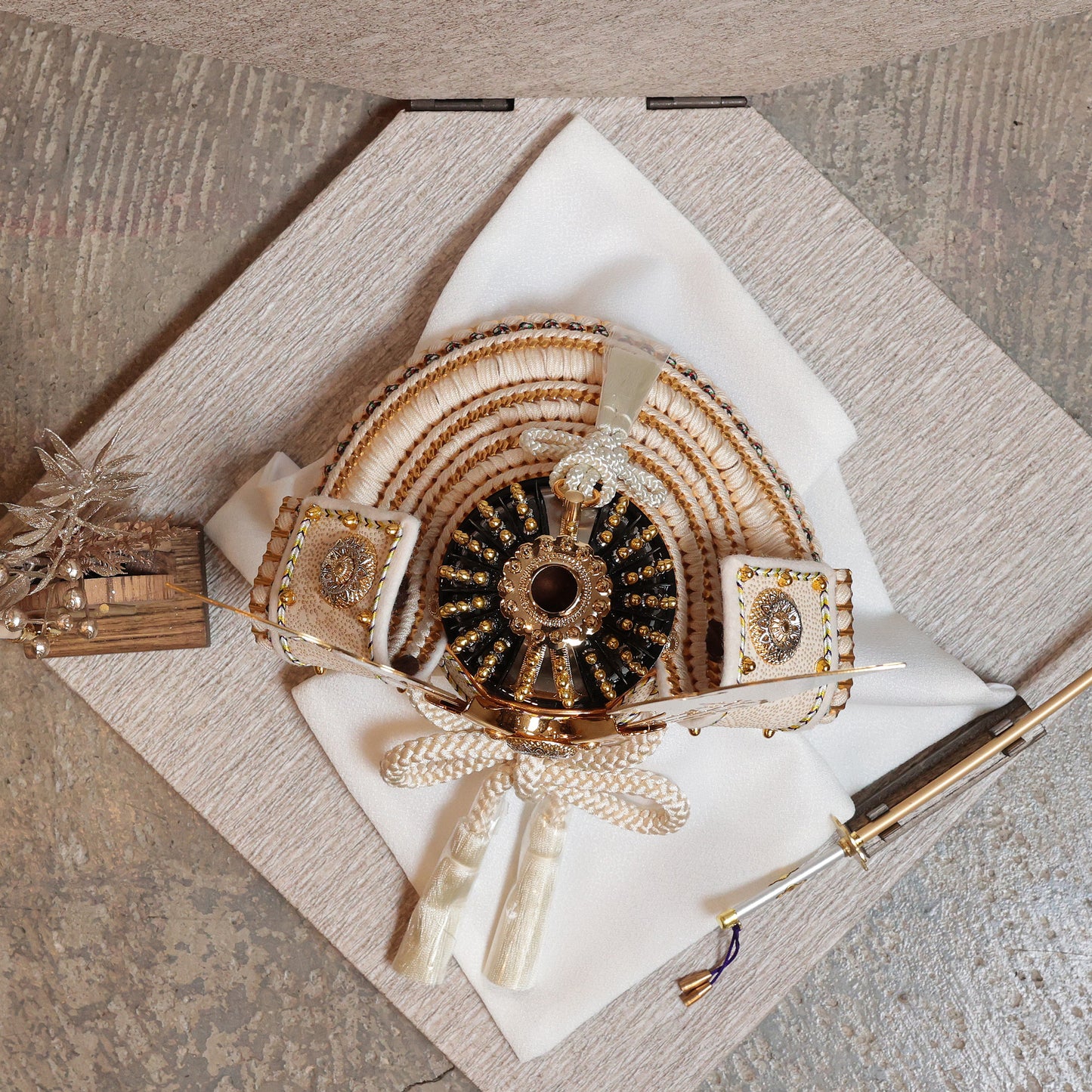 甲冑師「翠鳳」作品  皇妃 kouki｜26祈兜 菱形飾り