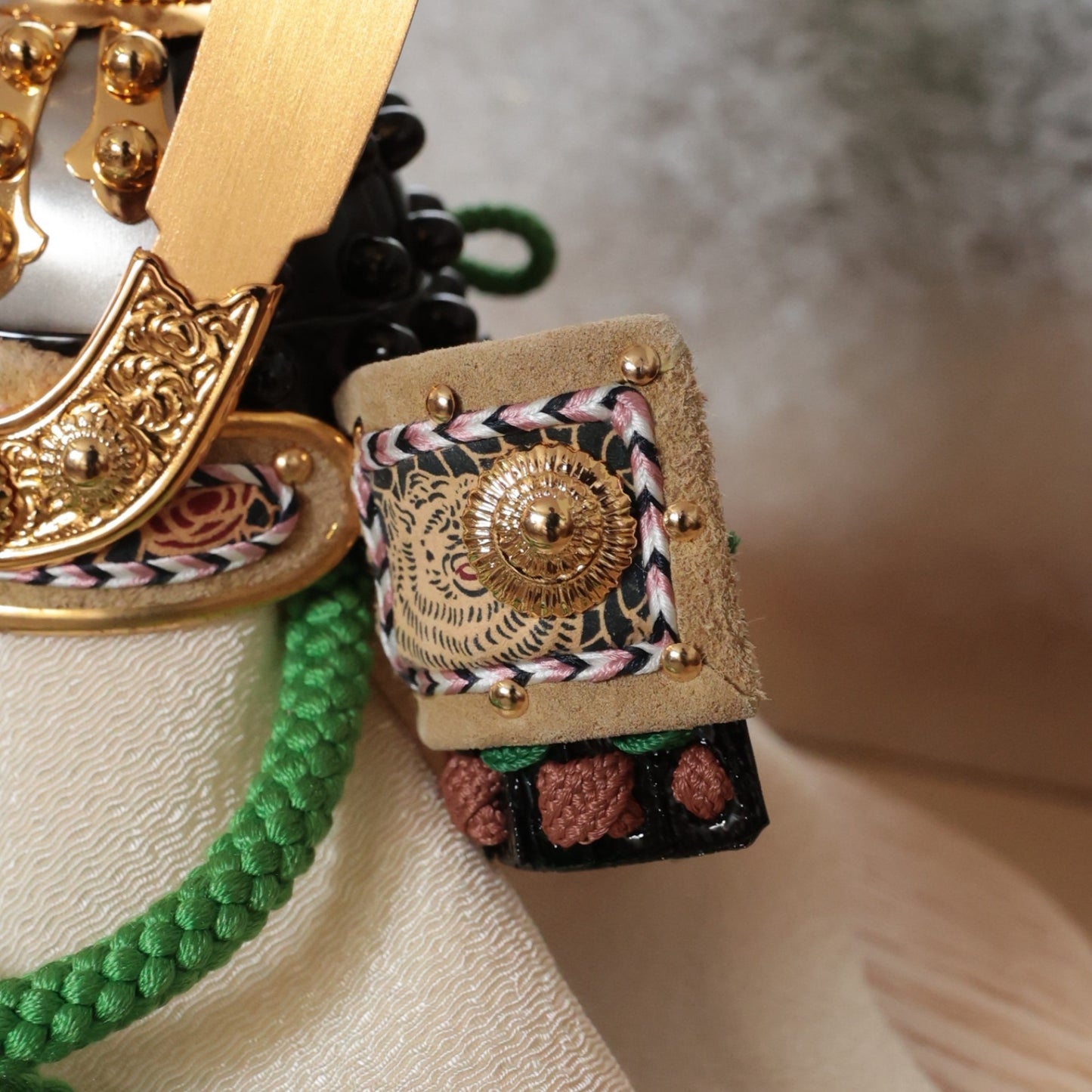 甲冑師「加藤良」作品  陸 riku | 26祈兜 収納飾り